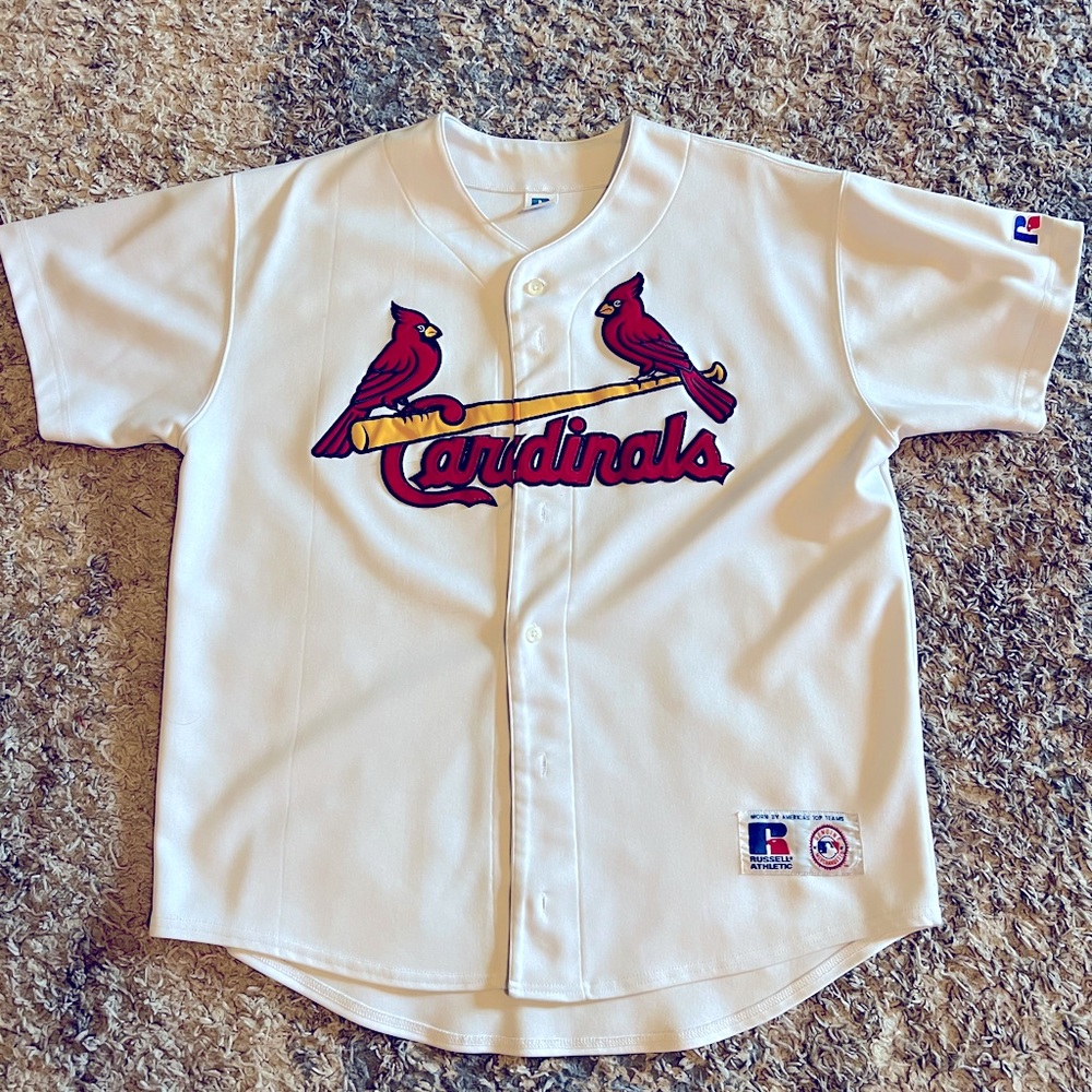 VTG Russell Athletics St Louis Cardinals Jersey Size Medium.